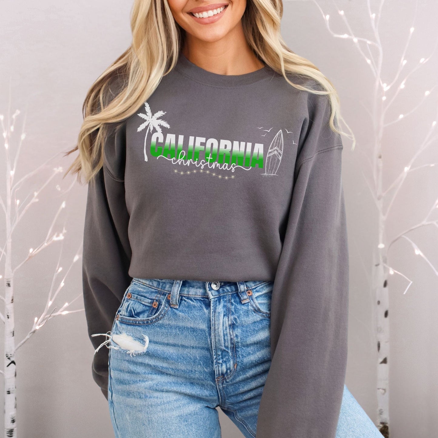 California Christmas Softstyle Sweatshirt