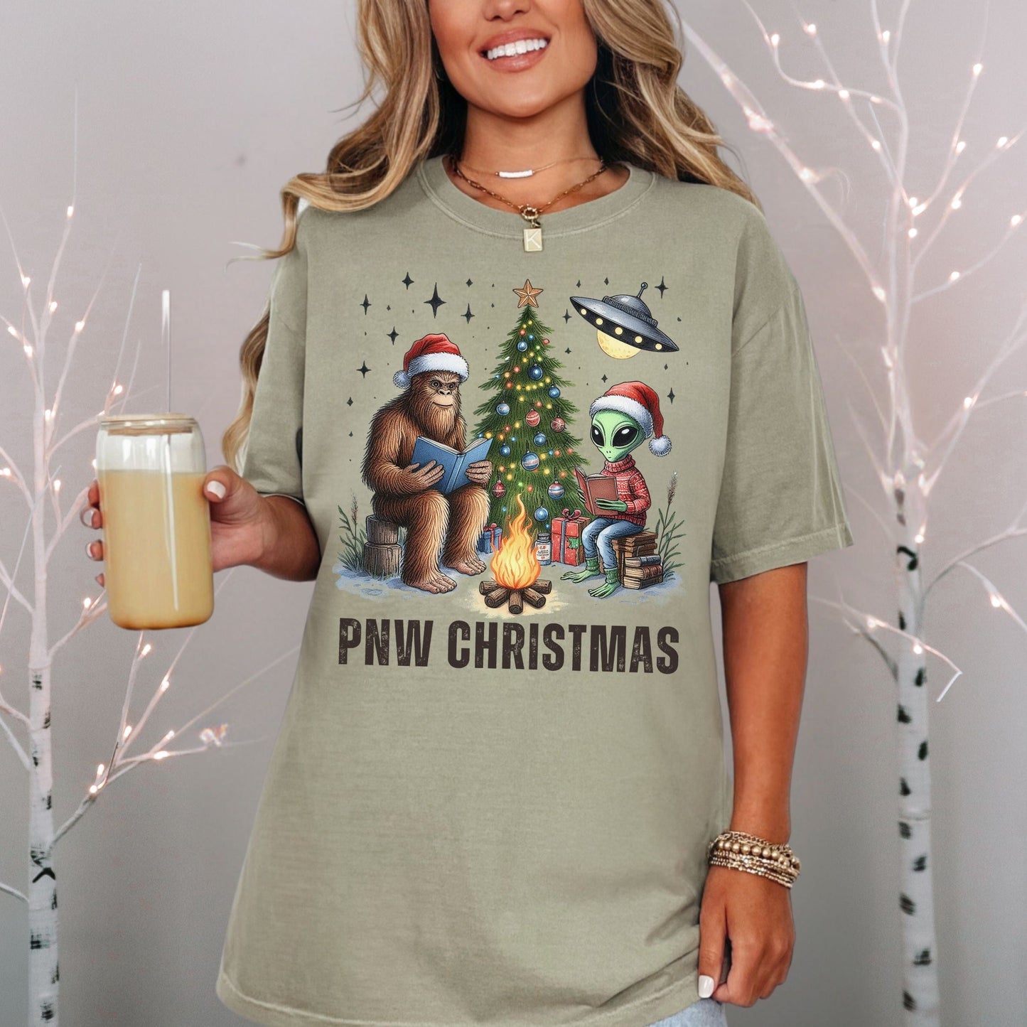 PNW Friends Christmas Vintage Style Tee