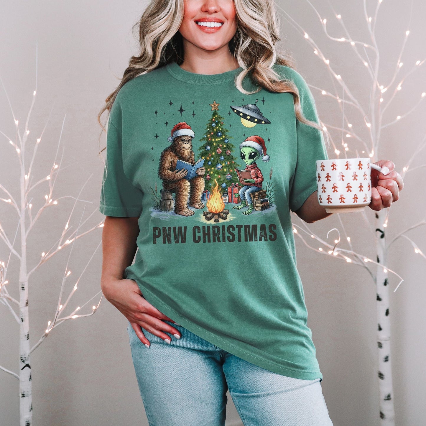 PNW Friends Christmas Vintage Style Tee