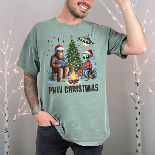 PNW Friends Christmas Vintage Style Tee