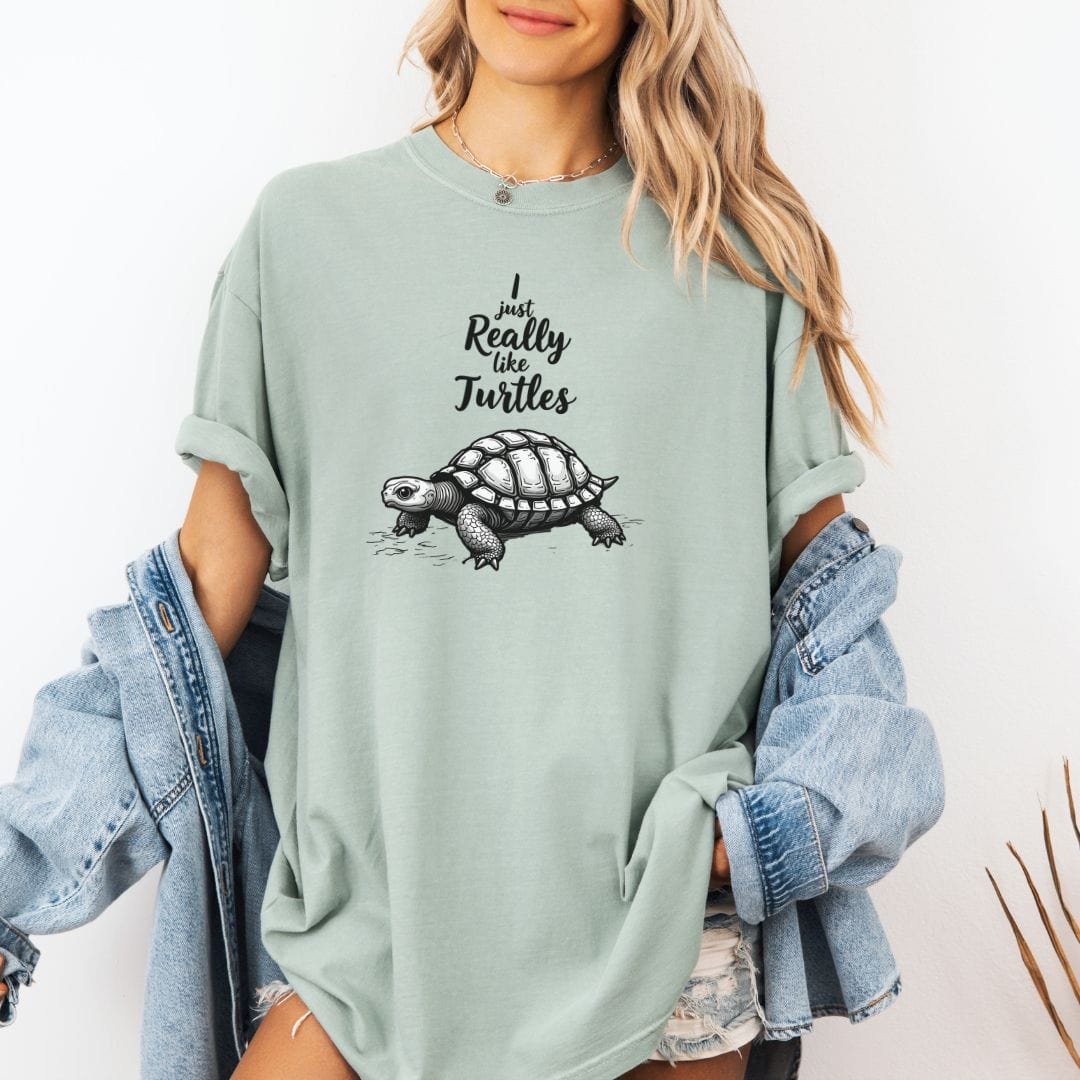 Turtle Lover Vintage Style Tee