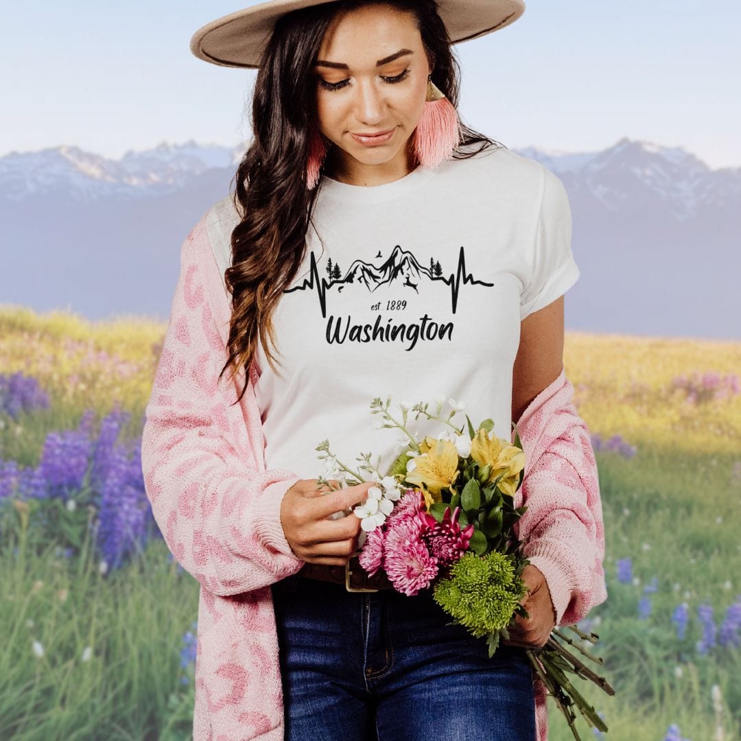 Washington State Mountain Heartbeat Tee in Black Design